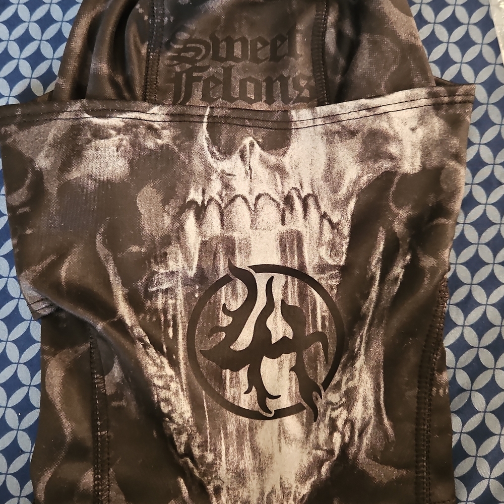Sweet Felons "Sweet Felons" Graphic Skull Neck Gaiter - Dark Grey/Black